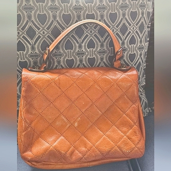 🌟Pratesi Firenze Saddle Leather Satchel Quilted Chanel Like Purse- Italy 🌟 - Picture 10 of 12